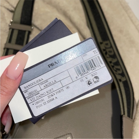 BRAND NEW PRADA MINIHOBO CROSSBODYBAG - Picture 6 of 10